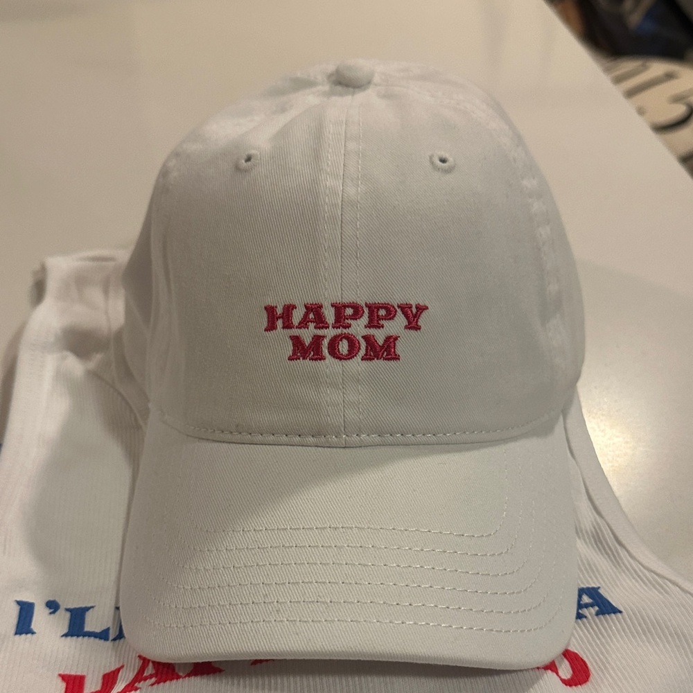 Happy Dad - White 'Happy Mom' Baseball Cap